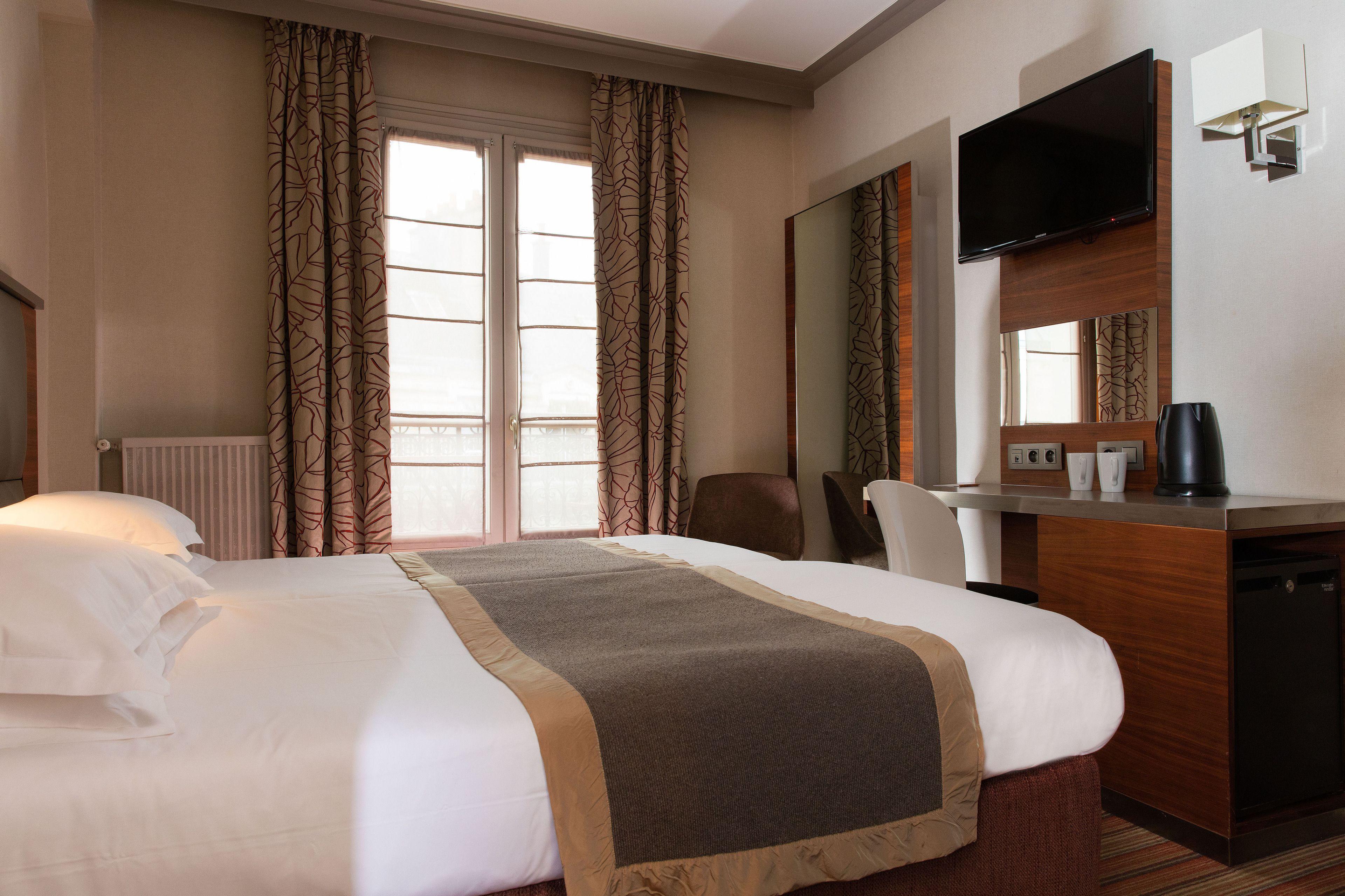 Berne Opera Hotel 3*