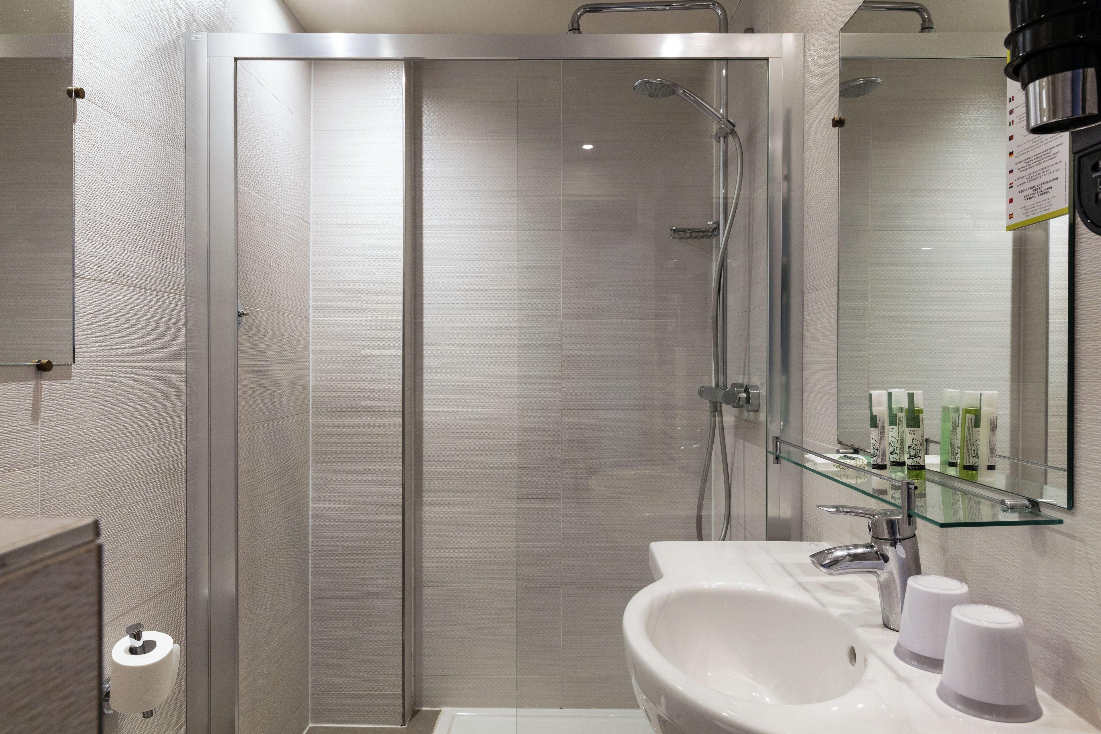 Berne Opera Hotel 3*